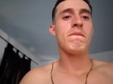 Rendonfernandorendon Chaturbate stream image from March 19, 2025