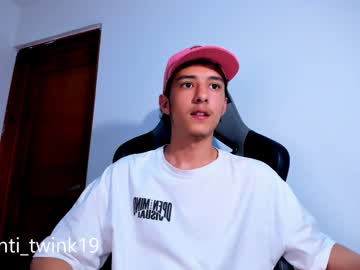 Santi_Twink19 Chaturbate stream image from March 19, 2025