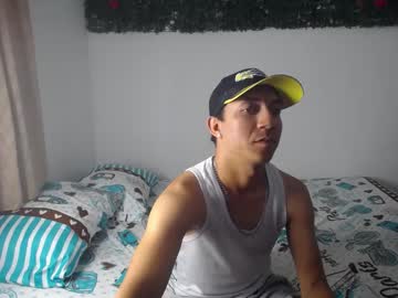 Tuchicocaliente38 Chaturbate stream image from March 19, 2025