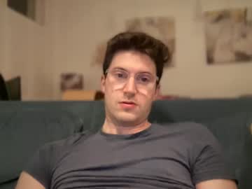 Getharryexposed Chaturbate stream image from March 19, 2025
