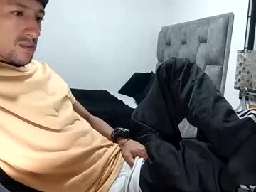 Guykarim Chaturbate stream image from March 19, 2025