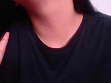 Moni_Rouce25 Chaturbate stream image from March 19, 2025
