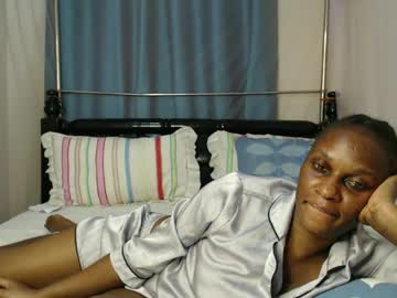 Chantelsamz2 Chaturbate stream image from March 19, 2025