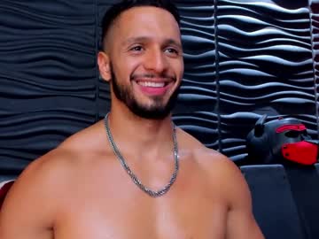 Massimo_Greco Chaturbate stream image from March 19, 2025