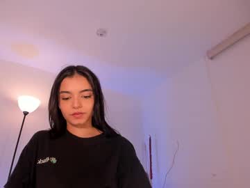 Anabelwolf Chaturbate stream image from March 20, 2025