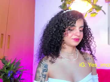 Curlyrose_ Chaturbate stream image from March 20, 2025