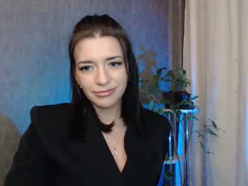 Elinapretty Chaturbate stream image from March 20, 2025
