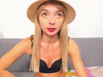 _Ellen_Meows_ Chaturbate stream image from March 20, 2025