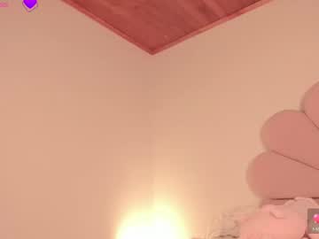 Emasanders Chaturbate stream image from March 20, 2025
