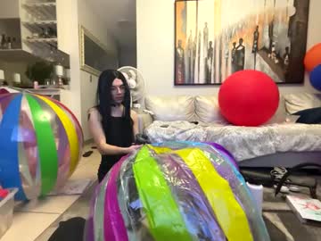 Owllete Chaturbate stream image from March 20, 2025