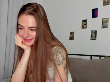 Tiffany_Loong Chaturbate stream image from March 20, 2025
