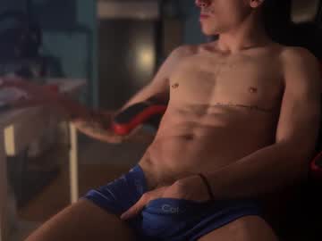 Itaaletwink05 Chaturbate stream image from March 20, 2025