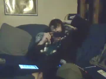 Jamge86711 Chaturbate stream image from March 20, 2025