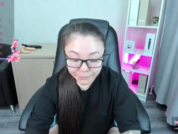 Sabrina_Sven Chaturbate stream image from March 20, 2025