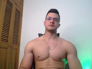 Danteread Chaturbate stream image from March 20, 2025