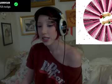 Elslove Chaturbate stream image from March 20, 2025