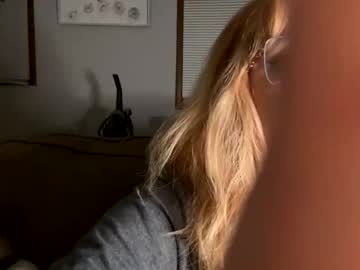 Kacykcb Chaturbate stream image from March 20, 2025