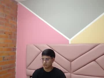 Dominik_Lee Chaturbate stream image from March 20, 2025