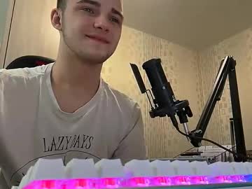 Golden_Boyyy21 Chaturbate stream image from March 20, 2025