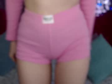 Margarettii Chaturbate stream image from March 20, 2025