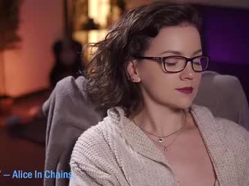 Tiffanyriox Chaturbate stream image from March 20, 2025