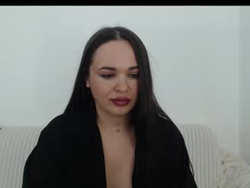 Luxuriouss_S Chaturbate stream image from March 20, 2025