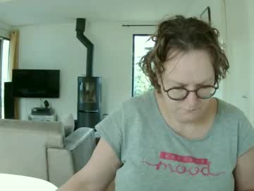 Snoeske Chaturbate stream image from March 20, 2025