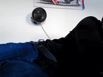 Spechtakulaer Chaturbate stream image from March 20, 2025