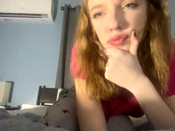 H0rnyhazel Chaturbate stream image from March 20, 2025