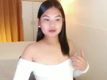 Kayleepinay Chaturbate stream image from March 20, 2025