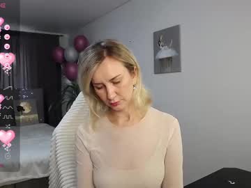 Vanessakleiner Chaturbate stream image from March 20, 2025