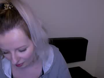 Vanillaex_ Chaturbate stream image from March 20, 2025