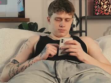 Collin_G_G Chaturbate stream image from March 20, 2025