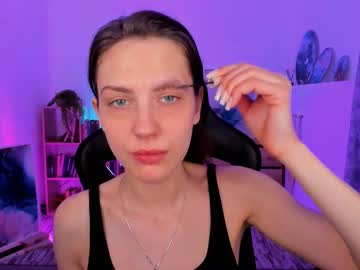 Emilywiled Chaturbate stream image from March 20, 2025