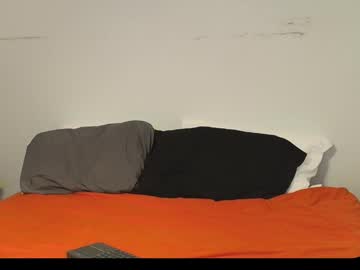 Justmarriednsharing Chaturbate stream image from March 20, 2025