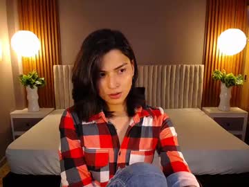 Skyamber8 Chaturbate stream image from March 20, 2025