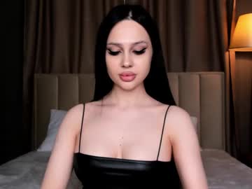 Skysparks Chaturbate stream image from March 20, 2025