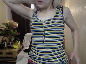 Sophiekittyy Chaturbate stream image from March 20, 2025