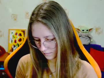 Sweeet_Dragon Chaturbate stream image from March 20, 2025