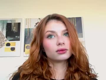 Angelaswann Chaturbate stream image from March 20, 2025