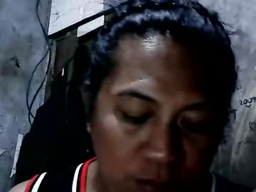 Hothadjiee Chaturbate stream image from March 20, 2025