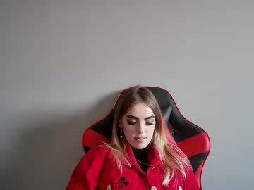 Selenaro4 Chaturbate stream image from March 20, 2025