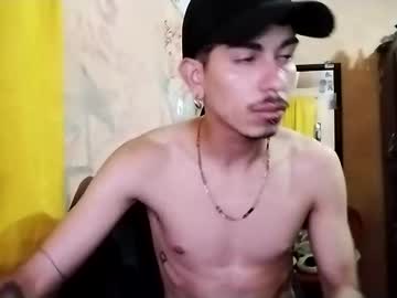 Yourgodzeus Chaturbate stream image from March 20, 2025