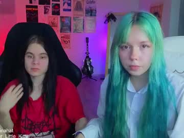 819sunflowerinahat2016 Chaturbate stream image from March 20, 2025