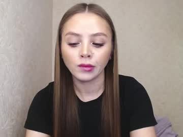 Mollyenjoy07 Chaturbate stream image from March 20, 2025