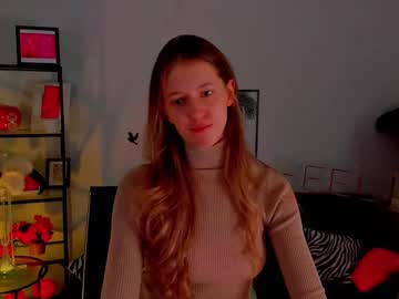 Sharonevansi Chaturbate stream image from March 20, 2025