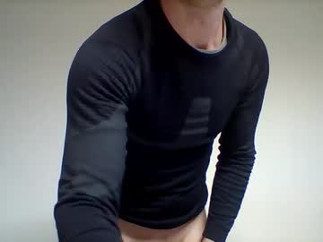 Crissstrokesxxx Chaturbate stream image from March 20, 2025