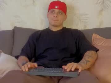 Dennis_Munera Chaturbate stream image from March 20, 2025