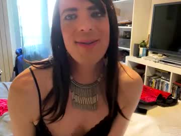 Justinenuisette Chaturbate stream image from March 20, 2025