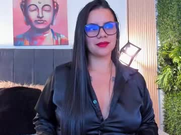 Majo_Bloom Chaturbate stream image from March 20, 2025